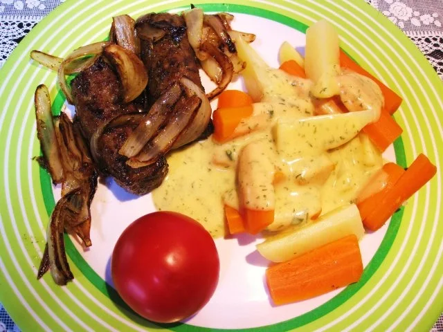 Rezept: Möhren mit Kartoffeln dampfgegart ... Möhren mit Kartoffeln dampfgegart ... - Rezept