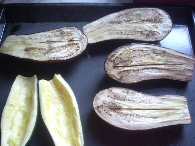 Rezept: Auberginen und Zucchini gefüllt Bild Nr. 2 Auberginen und Zucchini gefüllt - Rezept - Bild Nr. 2