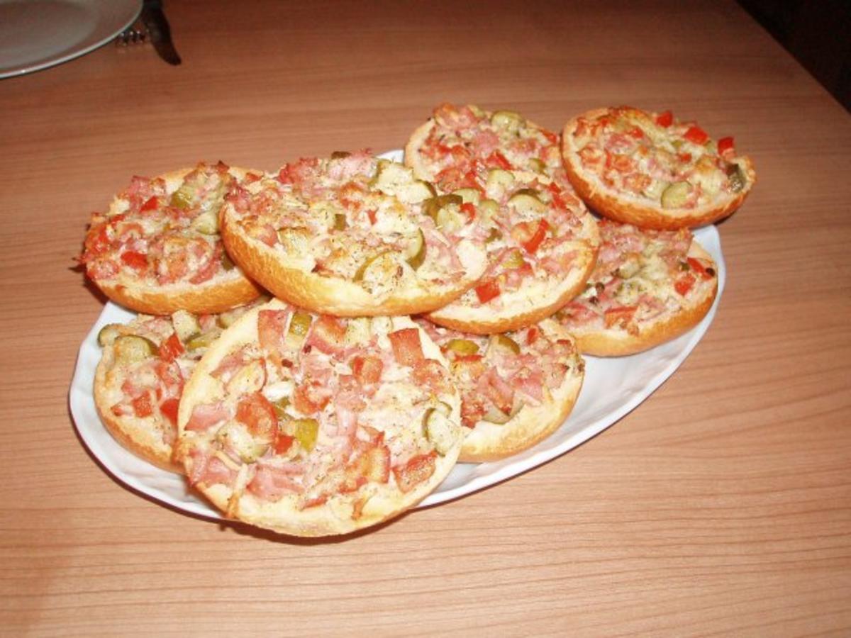 Pizza-Semmeln - Rezept