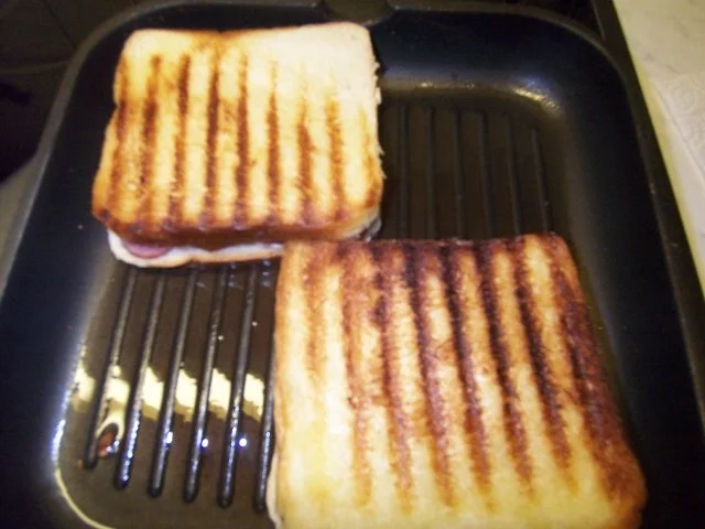 Rezept: Cheese-Sandwich Bild Nr. 6 Cheese-Sandwich - Rezept - Bild Nr. 6