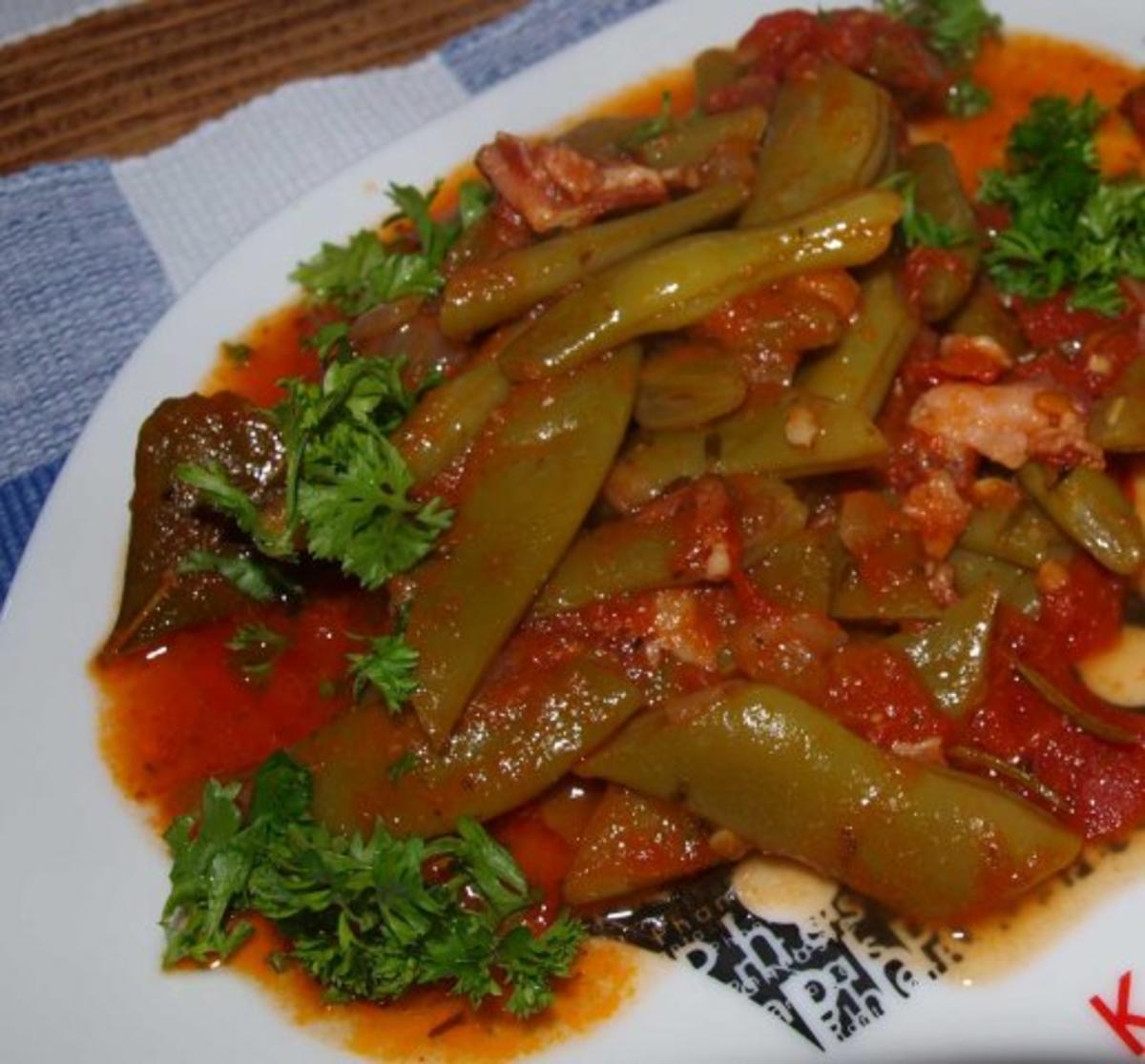 Stangenbohnen mit Tomaten (Fagiolini verde con i pomodori e le patate)
- Rezept Gesendet von pasta-michele