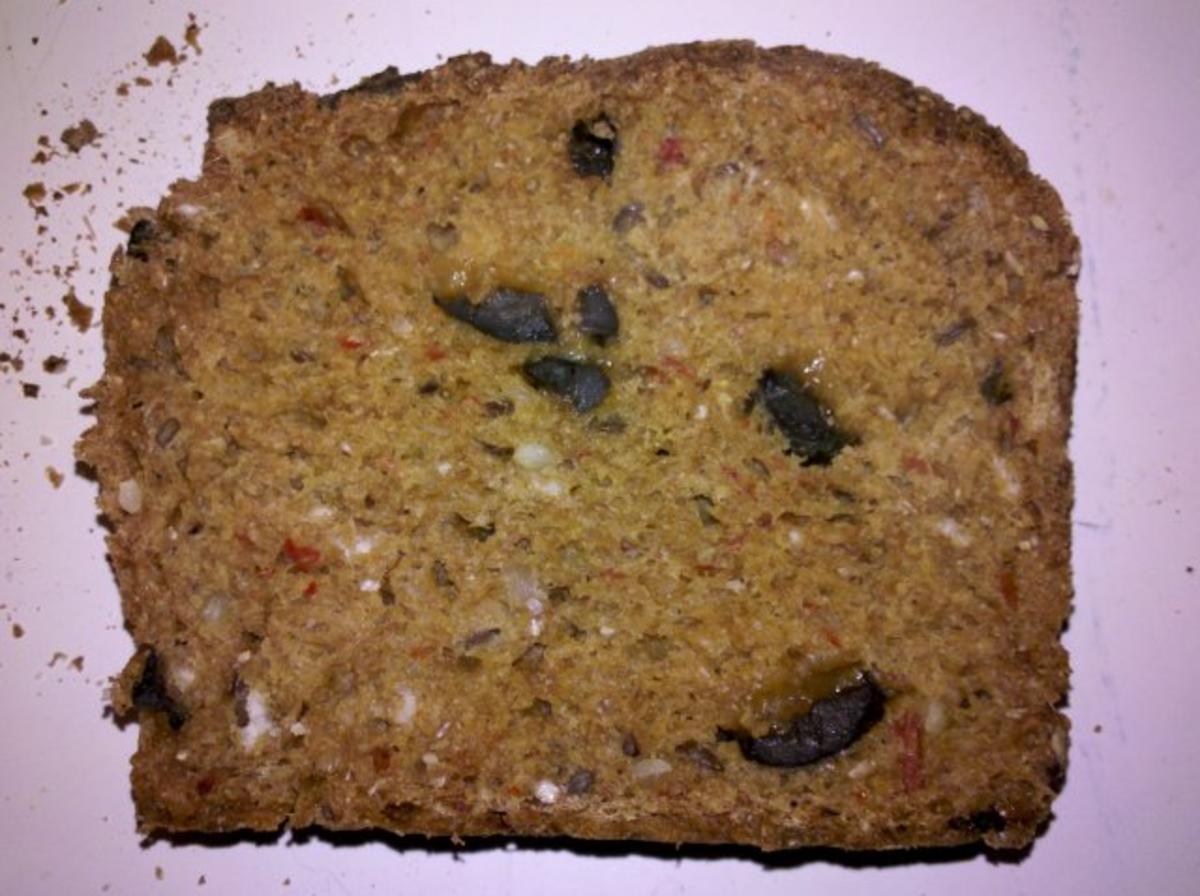 Brot: Mediteran-pikantes Mehrkornbrot - Rezept - Bild Nr. 11