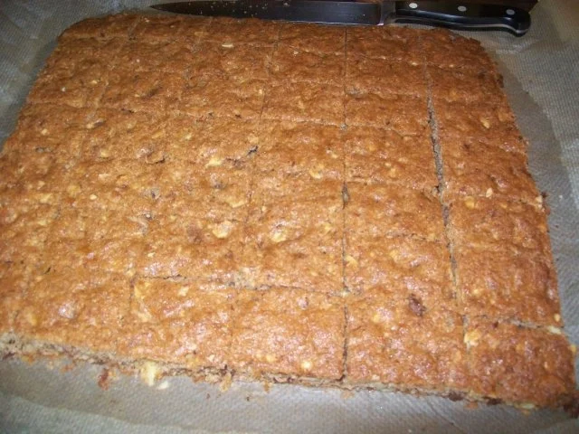 Rezept: Nuss Schnitten mit Schokolade Bild Nr. 3 Nuss Schnitten mit Schokolade - Rezept - Bild Nr. 3