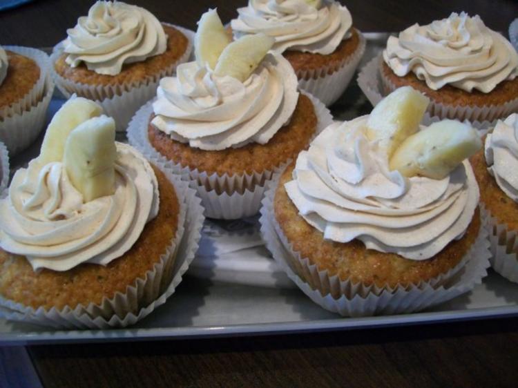 Bananen Cupcakes mit Honig Frosting - einfach - von Djogo