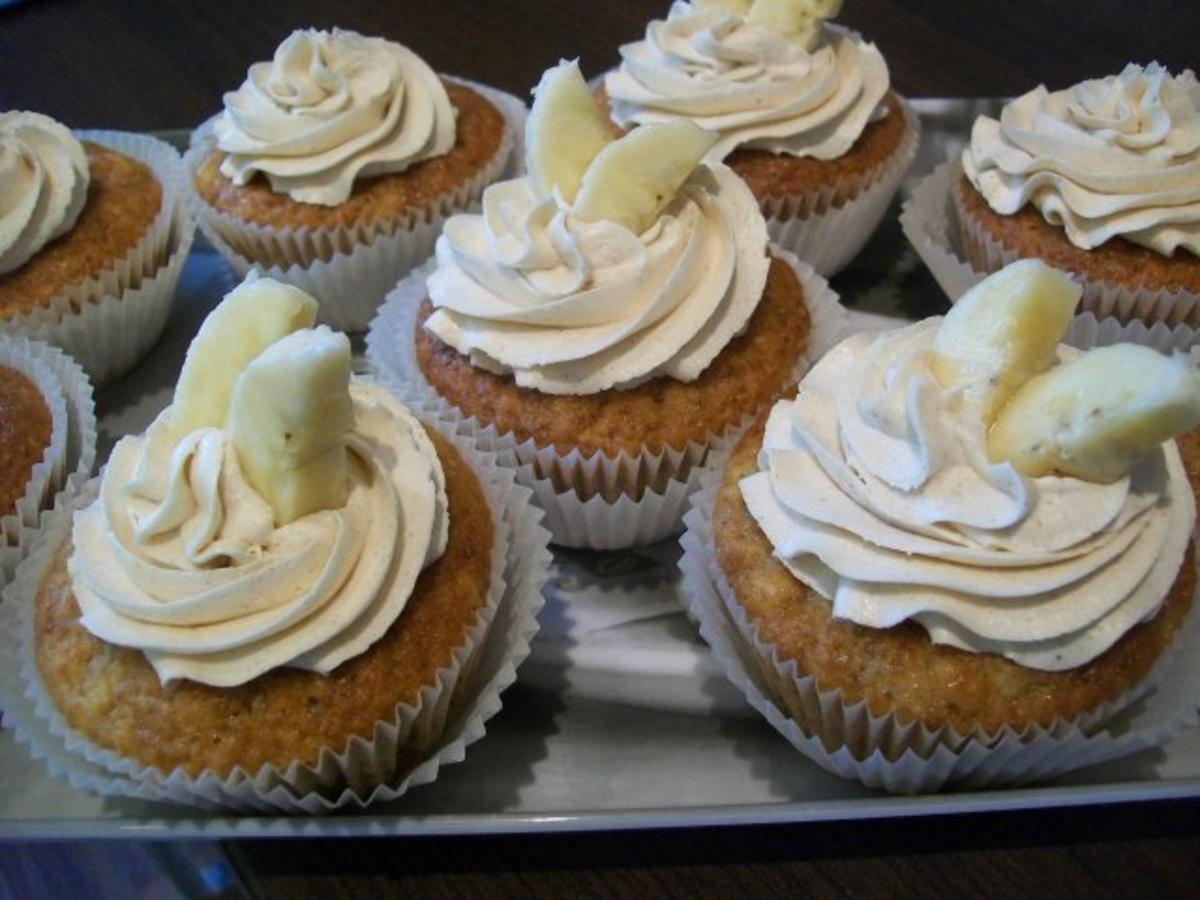 Bananen Cupcakes mit Honig-Frosting - Rezept - Bild Nr. 6