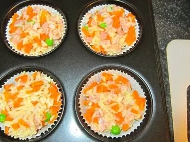 Reis-Muffins mit Gemüse-Schinken-Würfeln - Rezept - Bild Nr. 2