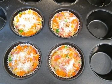 Reis-Muffins mit Gemüse-Schinken-Würfeln - Rezept - Bild Nr. 3