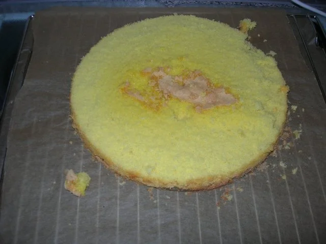 Erdbeertorte mit Schmand auf Biskuitboden - einfach und lecker! - Rezept - Bild Nr. 8