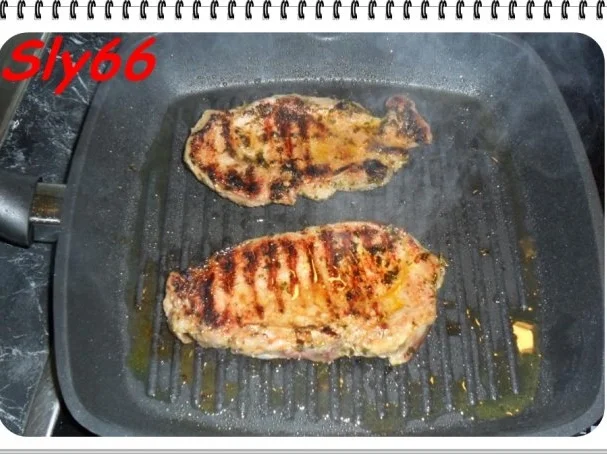 Rezept: Fleischgerichte:Schweinskarree mit Champignon-Weißwein-Senfsoße Bild Nr. 10 Fleischgerichte:Schweinskarree mit Champignon-Weißwein-Senfsoße - Rezept - Bild Nr. 10