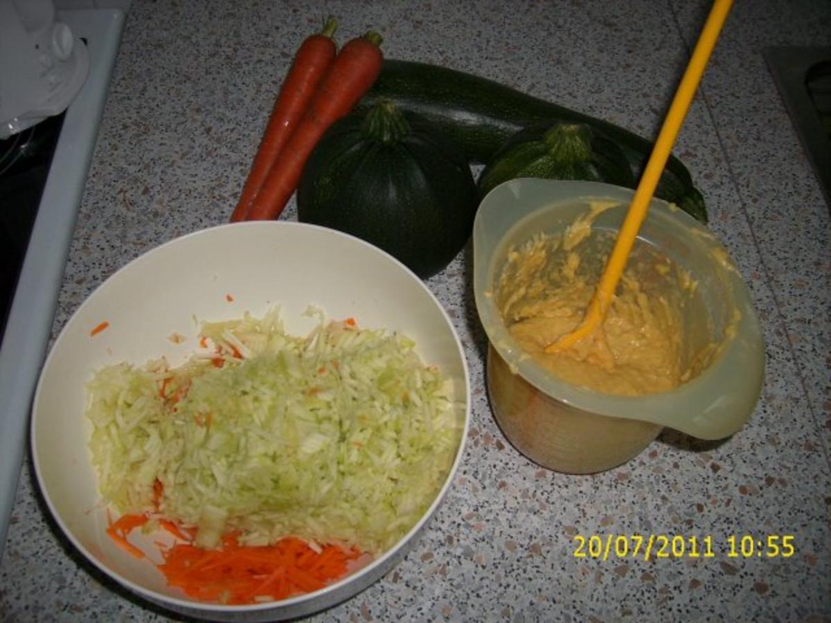 Zucchini-Möhren-Küchlein - Rezept - Bild Nr. 2