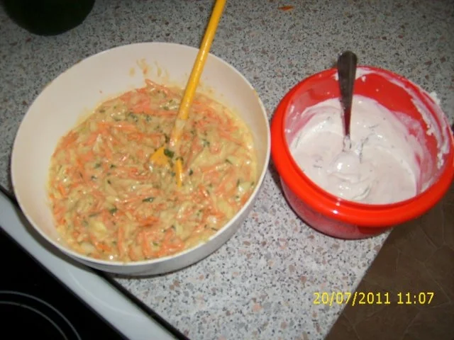 Zucchini-Möhren-Küchlein - Rezept - Bild Nr. 3