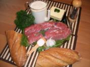 Schweinefilet in Lavendel-Petersilie-Knoblauch-Sahne Soße. - Rezept