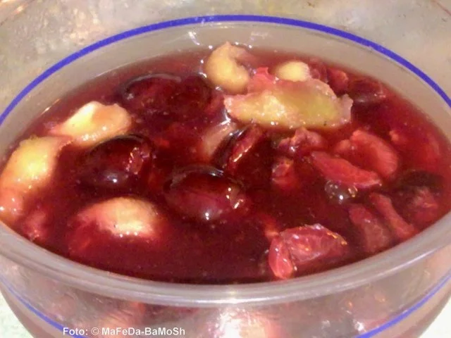 Rezept: Kirsch-Melonen-Kompott Bild Nr. 2 Kirsch-Melonen-Kompott - Rezept - Bild Nr. 2