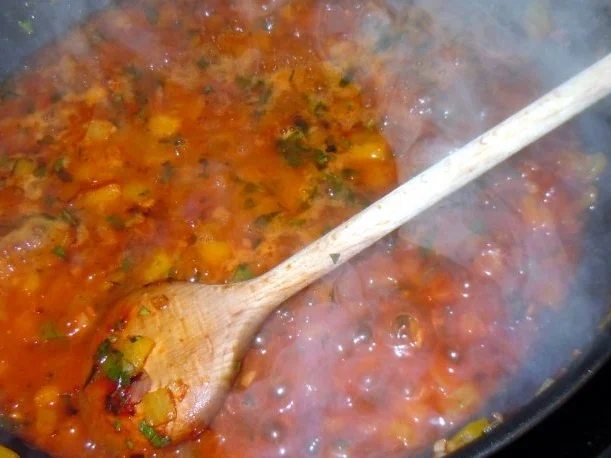 Scharfes Hähnchen-Paprika-Ragout mit Minz-Bulgur - Rezept - Bild Nr. 8