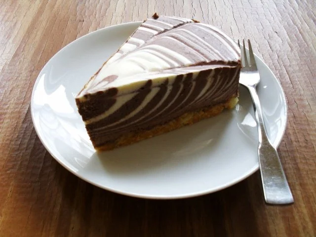 Rezept: Zebratorte Bild Nr. 3 Zebratorte - Rezept - Bild Nr. 3