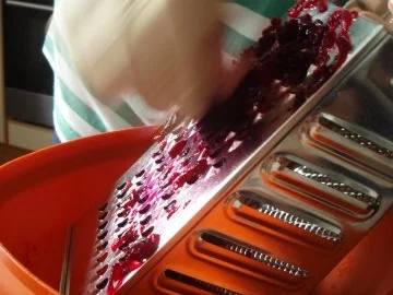 Rote Beete Süppchen mit Einlage - Rezept - Bild Nr. 3