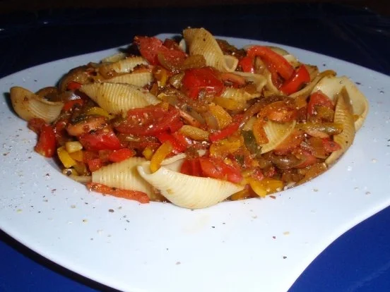 Bunte-Würstchen-Nudel-Pfanne - Rezept - Bild Nr. 12