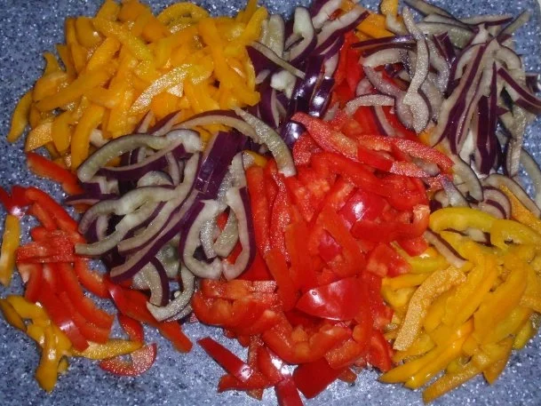 Bunte-Würstchen-Nudel-Pfanne - Rezept - Bild Nr. 5