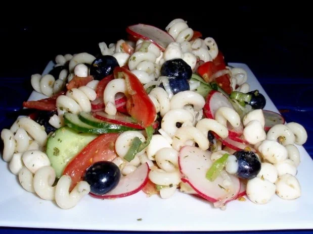 Rezept: Nudelsalat a la Linda Nudelsalat a la Linda - Rezept