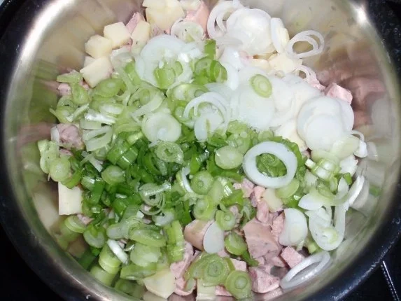 Rezept: Wurstsalat - Schweizer Art Bild Nr. 6 Wurstsalat - Schweizer Art - Rezept - Bild Nr. 6