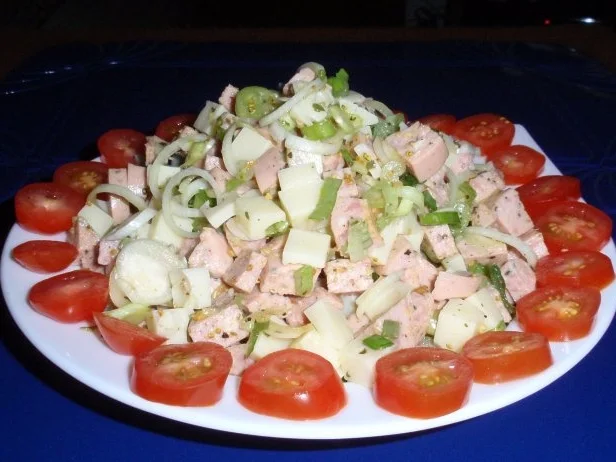 Rezept: Wurstsalat - Schweizer Art Bild Nr. 10 Wurstsalat - Schweizer Art - Rezept - Bild Nr. 10