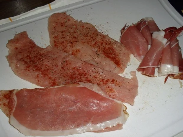 Putenröllchen mit Kräuterfrischkäse - Rezept - Bild Nr. 4