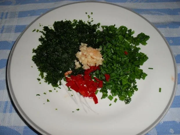 Putenröllchen mit Kräuterfrischkäse - Rezept