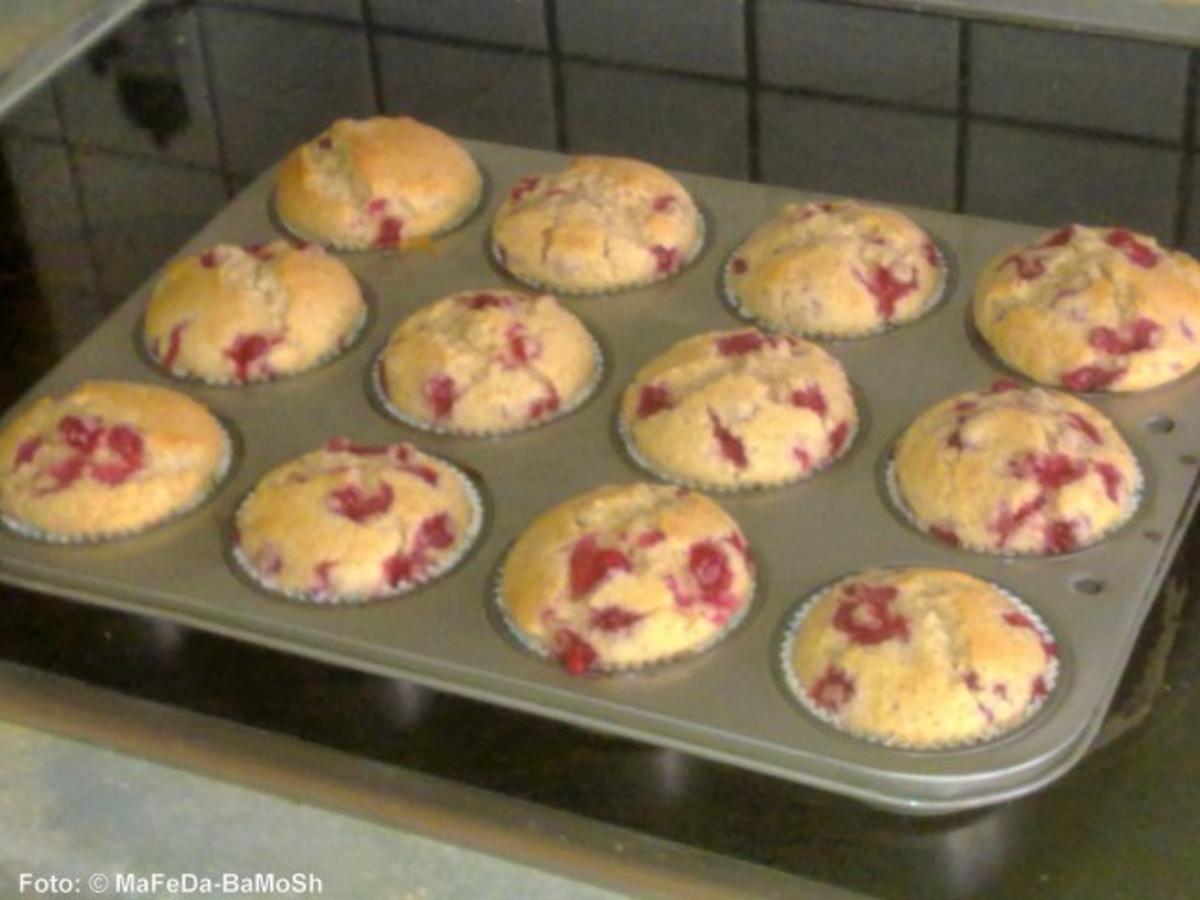 Johannisbeer-Muffins - Rezept mit Bild - kochbar.de