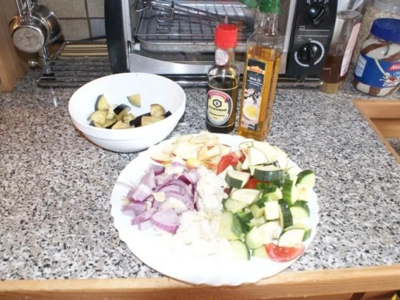 Wok-Gemüse mit Erdnuss-Soße - Rezept - Bild Nr. 2