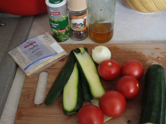 Rezept: Gärtners Salat "Italia" Bild Nr. 2 Gärtners Salat "Italia" - Rezept - Bild Nr. 2