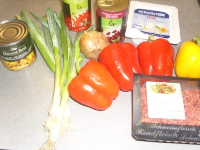 Rezept: Quer gefüllte Paprikaschoten Bild Nr. 2 Quer gefüllte Paprikaschoten - Rezept - Bild Nr. 2