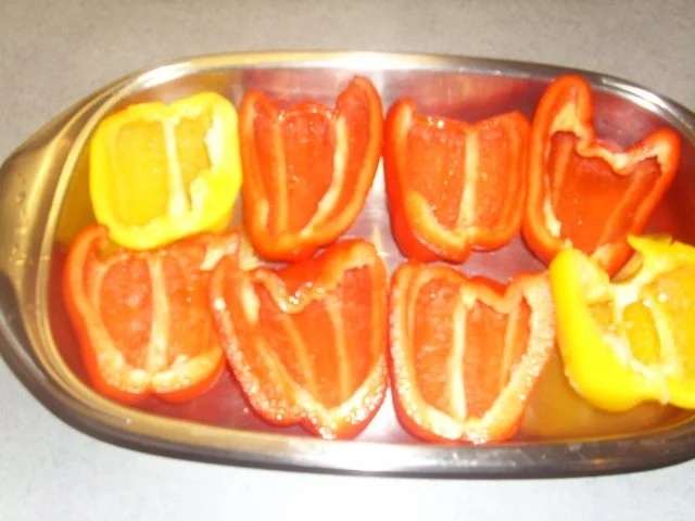 Rezept: Quer gefüllte Paprikaschoten Bild Nr. 4 Quer gefüllte Paprikaschoten - Rezept - Bild Nr. 4