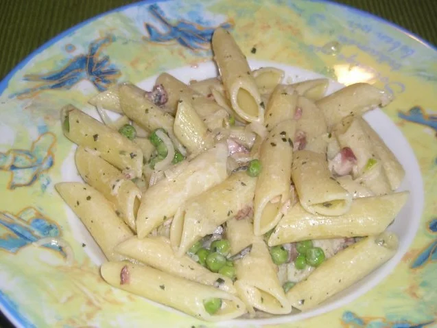 Penne mit Erbsen-Mascarpone-Sauce - Rezept