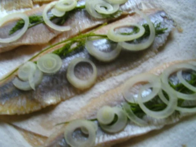 Rezept: Matjes mit Kräuterquark Bild Nr. 3 Matjes mit Kräuterquark - Rezept - Bild Nr. 3