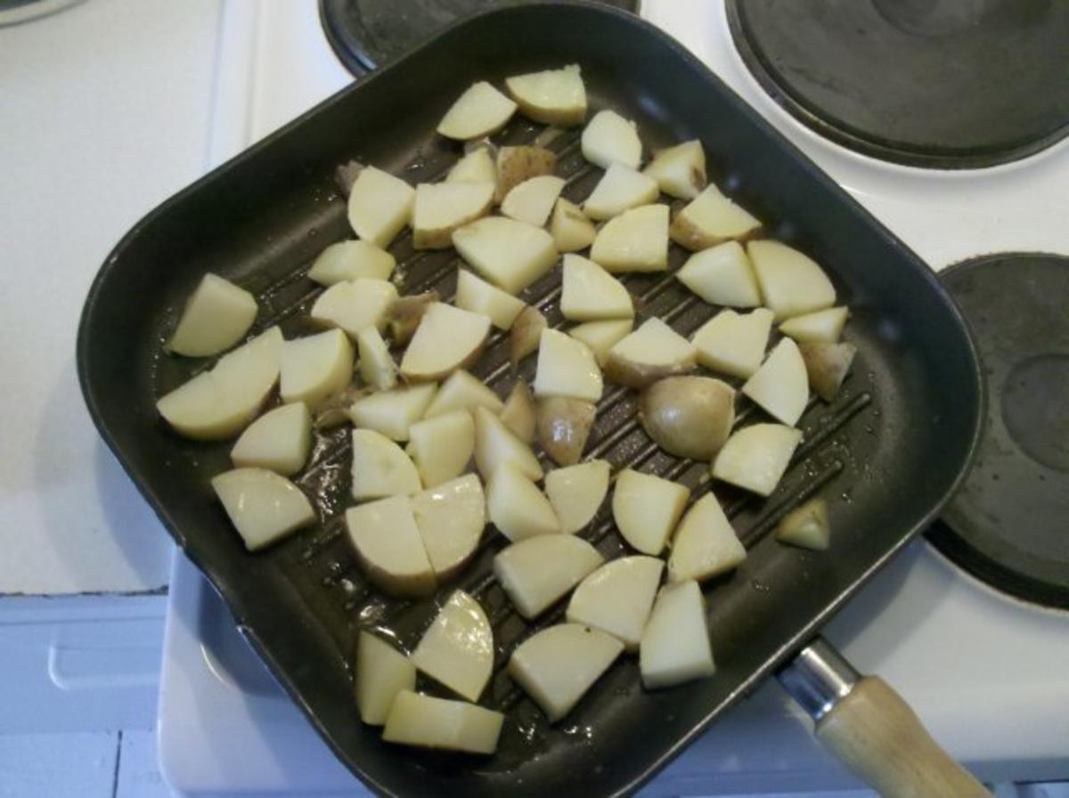 Kartofeln: Kartoffelpfanne mit Fleischkäse und Spiegelei - Rezept - Bild Nr. 3