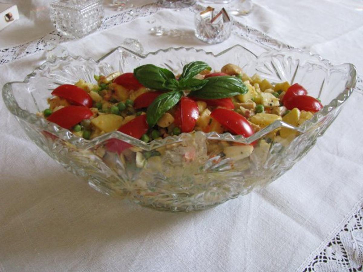 Salate: Kartoffel-Gemüse-Salat - "Feiertagssalat" - Rezept