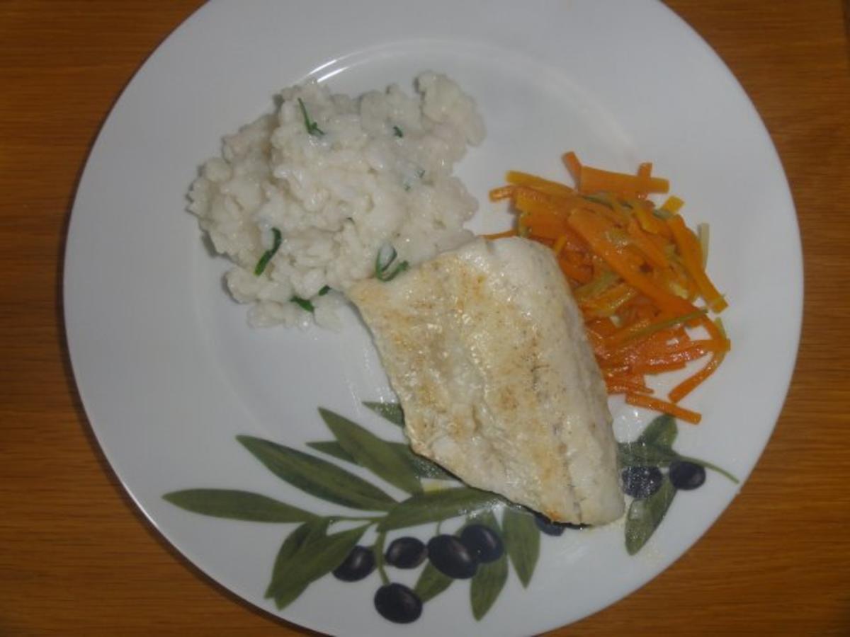 Zanderfilet mit Estragonrisotto und Möhren-Lauchstiften - Rezept