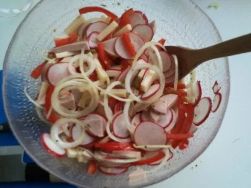 Rezept: Hot-Wurst-Salat Hot-Wurst-Salat - Rezept