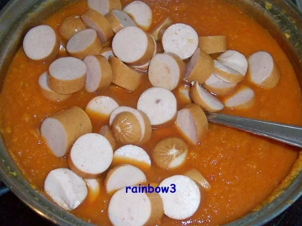 Kochen: Würstchen in scharfer roter Möhrensauce - Rezept - Bild Nr. 6