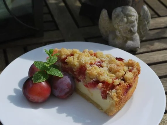 Rezept: Pflaumen-Käse-Kuchen mit Streuseln Bild Nr. 3 Pflaumen-Käse-Kuchen mit Streuseln - Rezept - Bild Nr. 3