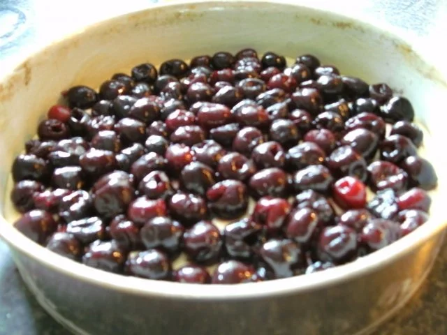 SAUERKIRSCHKUCHEN mit KAKAO-SCHOKO-STREUSSEL - Rezept - Bild Nr. 6