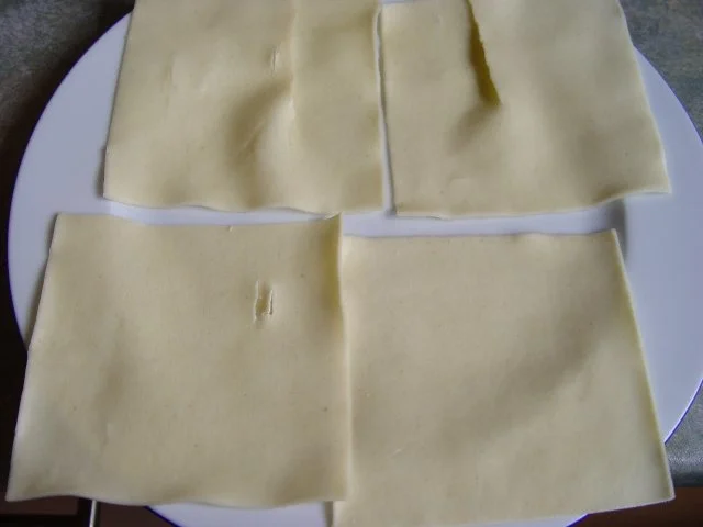 Gebratener Zander auf Paprika-Gemüselasagne an Noilly Prat-Schaum - Rezept - Bild Nr. 2