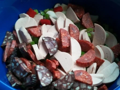 Rezept: Scharfes Wurst Gulasch Bild Nr. 4 Scharfes Wurst Gulasch - Rezept - Bild Nr. 4