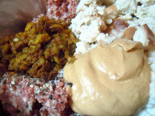 Curry-Bouletten mit Paprika-Zucchini-Weizen - Rezept - Bild Nr. 2