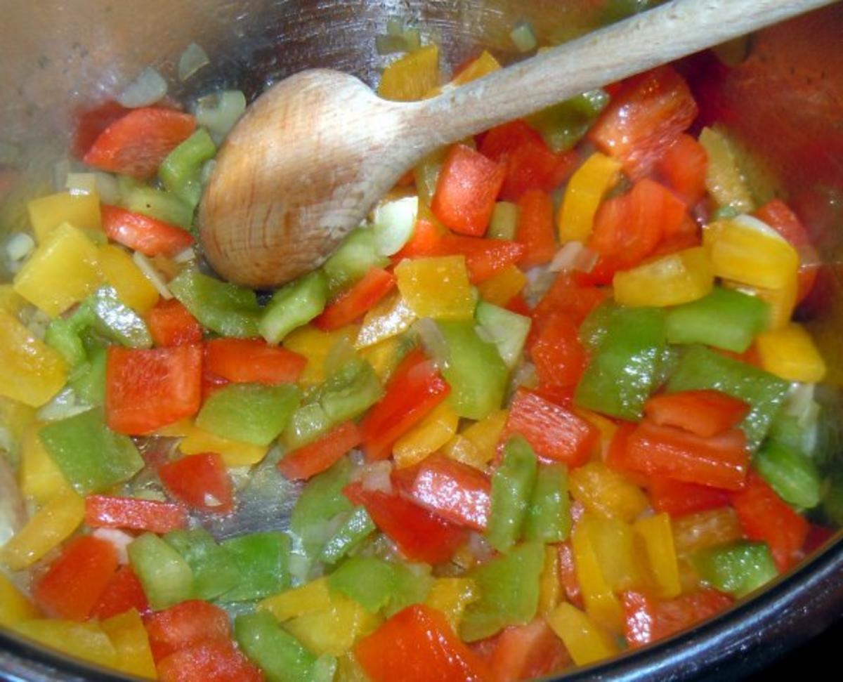 Curry-Bouletten mit Paprika-Zucchini-Weizen - Rezept - Bild Nr. 4