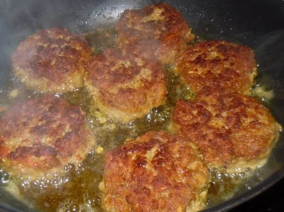 Curry-Bouletten mit Paprika-Zucchini-Weizen - Rezept - Bild Nr. 7