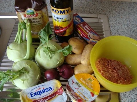 Rezept: Gefüllter Kohlrabi mt Kräuterdip Bild Nr. 2 Gefüllter Kohlrabi mt Kräuterdip - Rezept - Bild Nr. 2