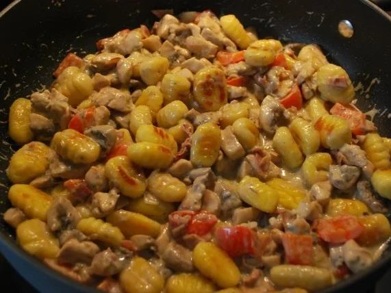 Bäuerliche Gnocchipfanne - Rezept