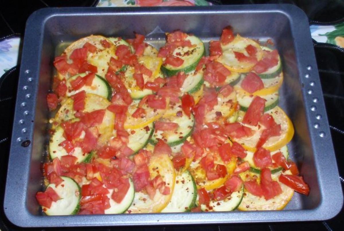 Schollenfilets mit Senf-Käse-Haube auf Zucchini-Tomaten-Gemüse - Rezept - Bild Nr. 6