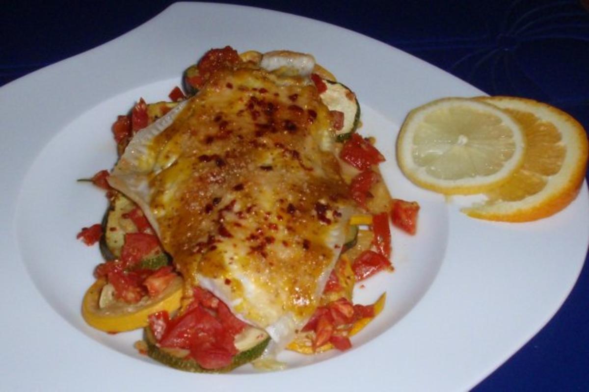 Schollenfilets mit Senf-Käse-Haube auf Zucchini-Tomaten-Gemüse - Rezept - Bild Nr. 9